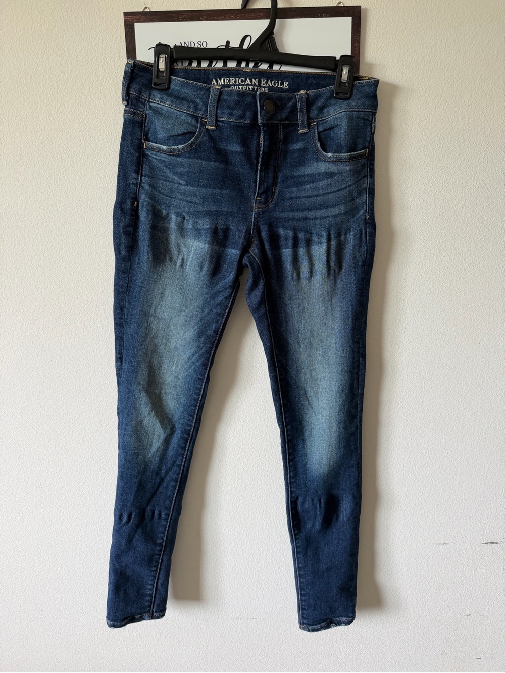 American Eagle Outfitters Women's Medium-Dark Blue Skinny Jeans